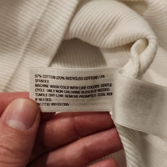 Universal Thread Ribbed Tank - Picture 3 of 4